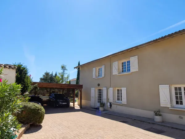 Maison 5 pièces 189 m²