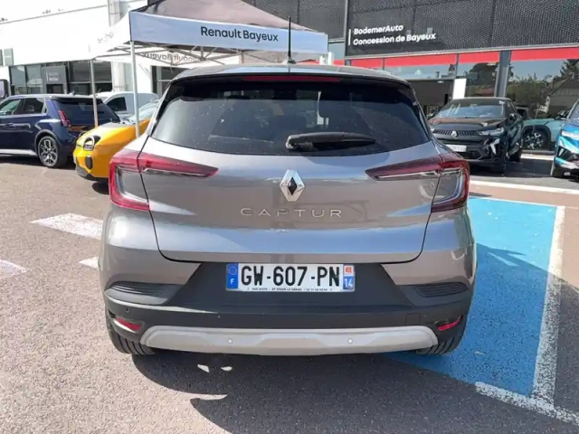 Renault Captur tce 90 — photo 3
