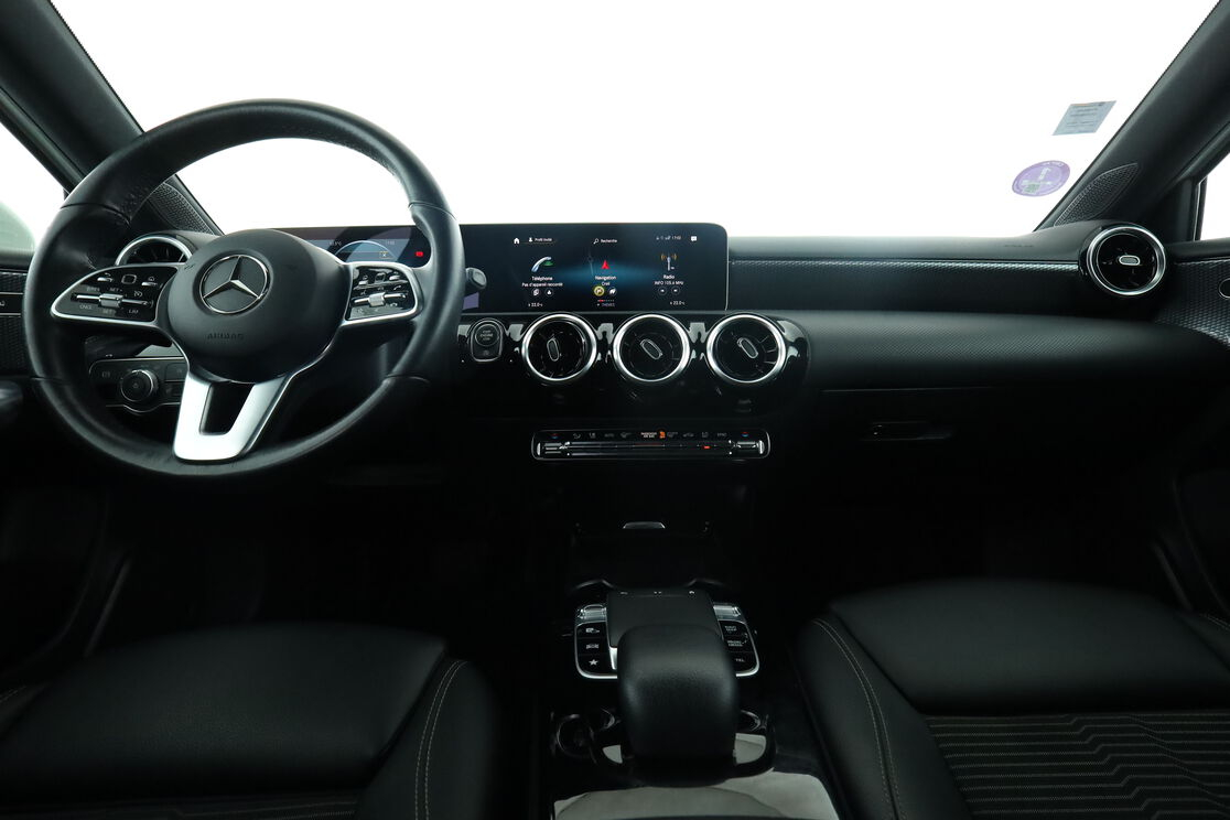Mercedes-Benz Classe A 200 7G-DCT — photo 11