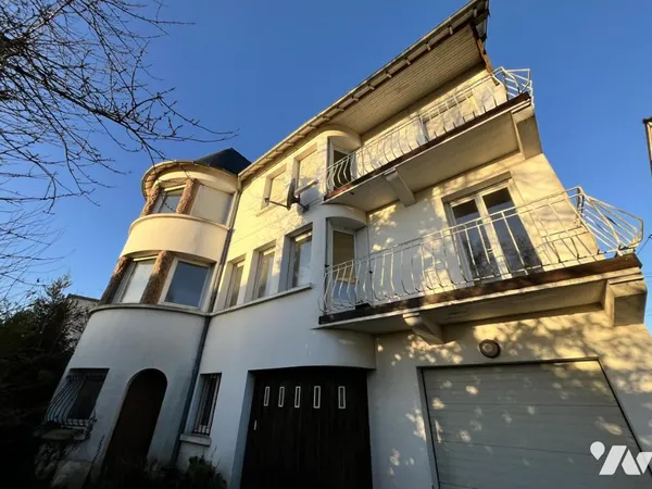 Maison 8 pièces 294 m²