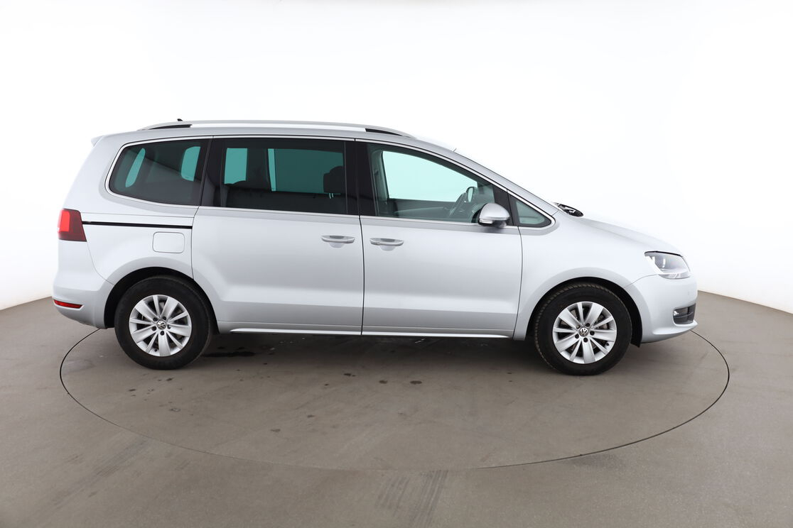 Volkswagen Sharan 2.0 TDI BlueMotion Tech Confortline DSG6 — photo 6