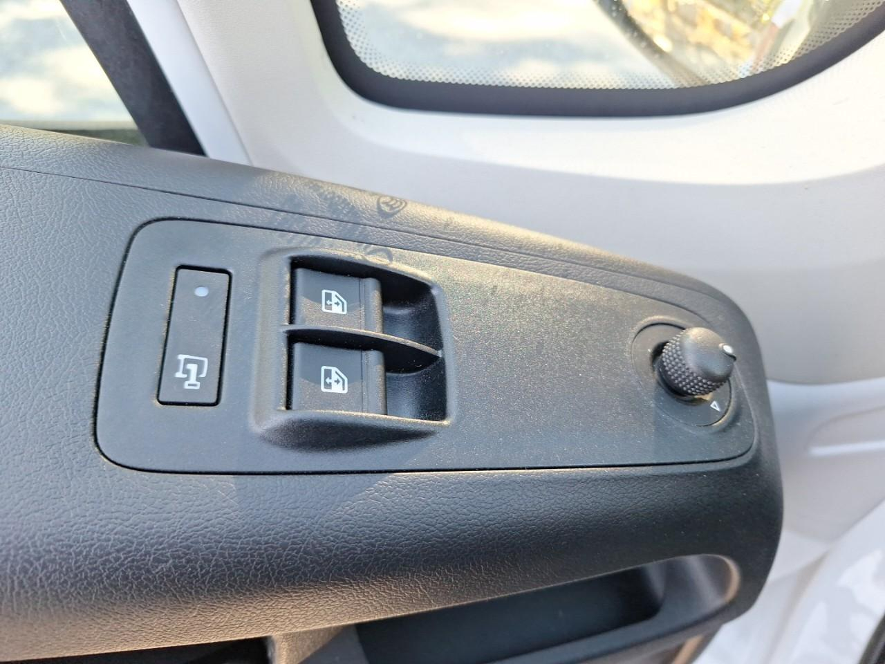 Peugeot Boxer l3h2 3.3 140ch s&s — photo 12