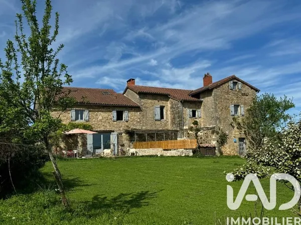 Vente Maison traditionnelle 8 pièces