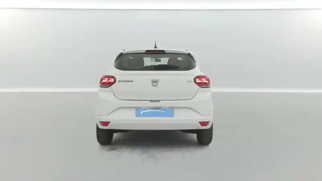 Dacia Sandero sce 65 — photo 13