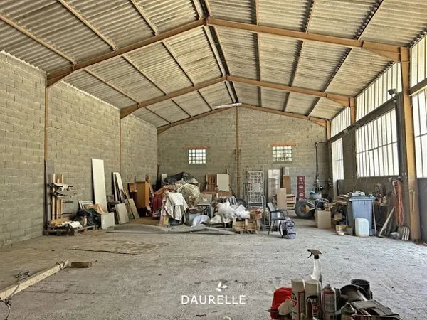Parking/Garage/Box 200 m²