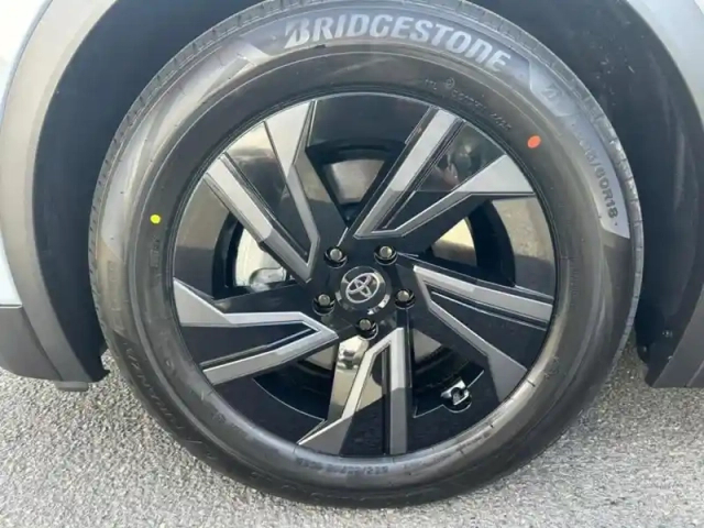 Toyota C-Hr design grande autonomie 77 kwh 224ch — photo 9