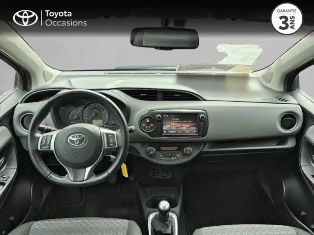 Toyota Yaris 69 vvt-i active 5p — photo 8