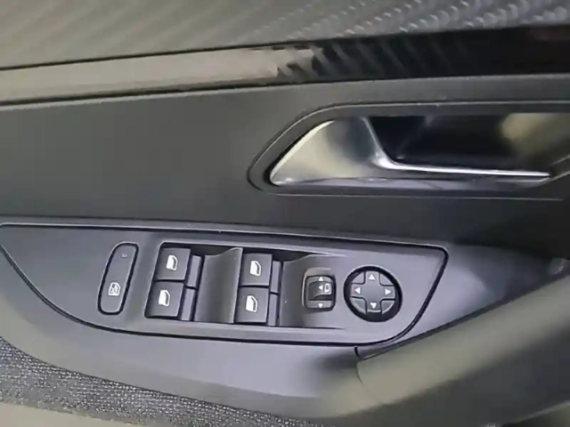 Peugeot 2008 100 s&amp;s bvm6 — photo 20