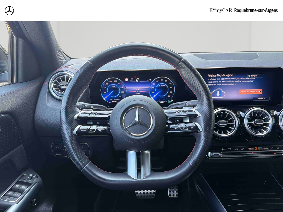 Mercedes EQA 250+ — photo 10