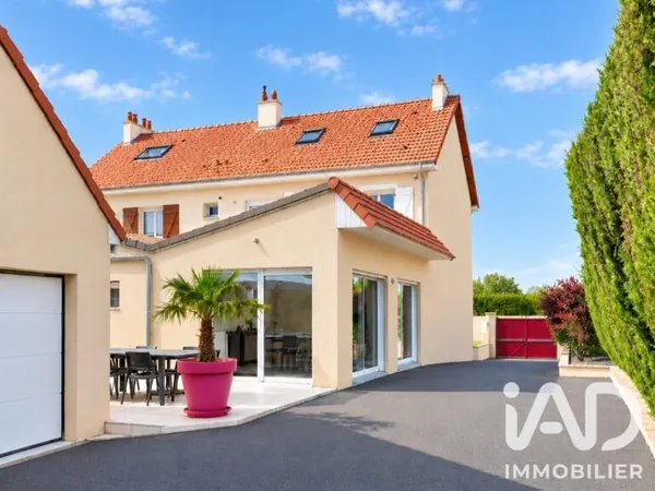Maison 6 pièces 140 m²