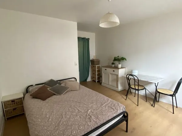 A LOUER LE MANS STUDIO MEUBLÉE