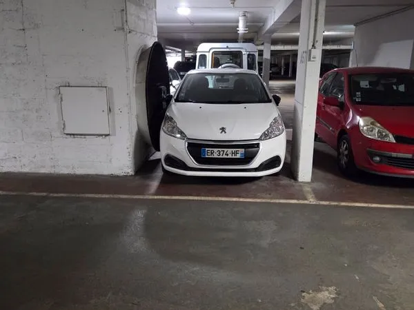 Loue Place de Parking Maine 2000