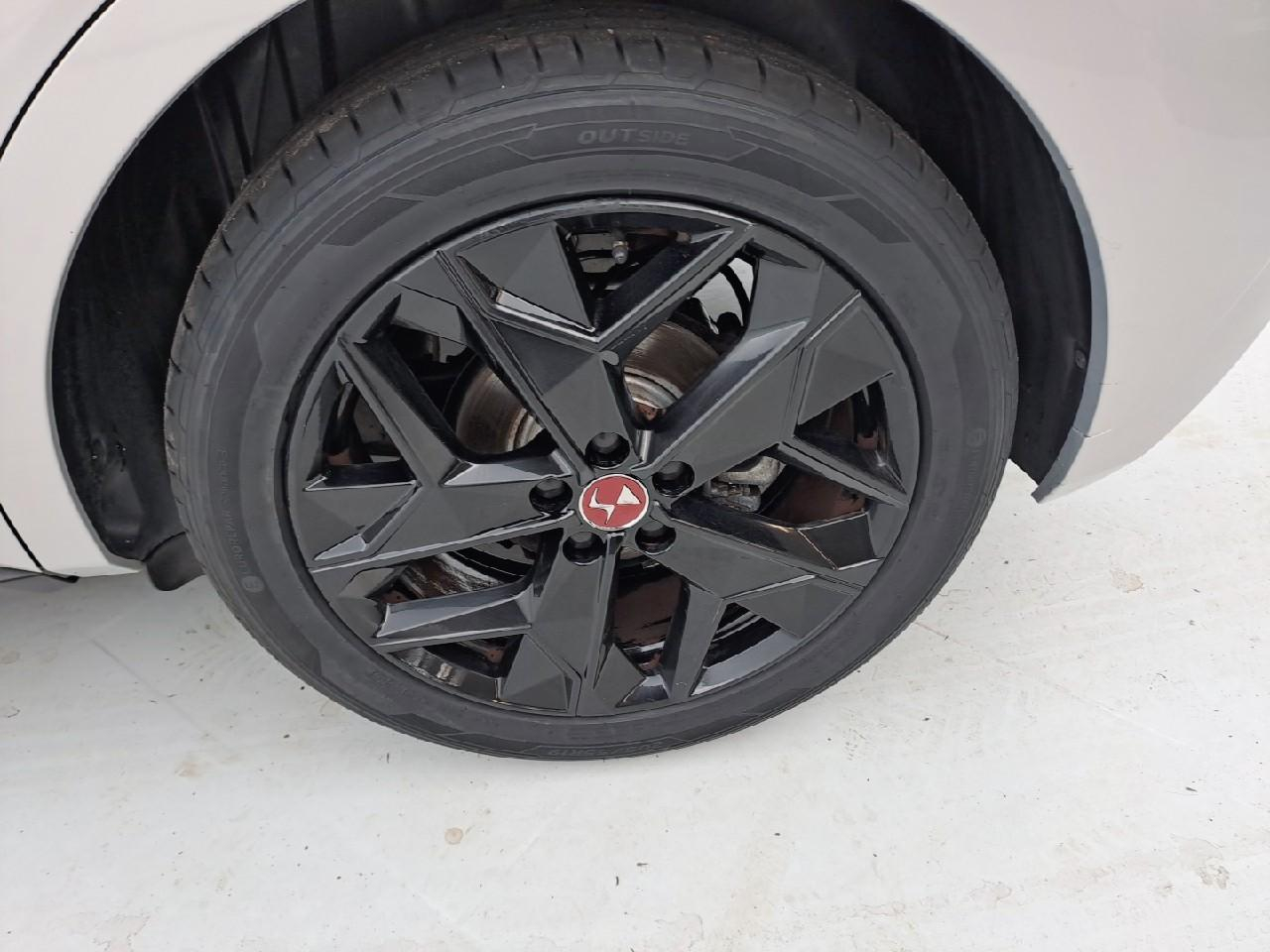 Ds Ds 4 puretech 130 eat8 performance line+ — photo 19
