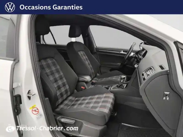 Volkswagen Golf 2.0 tsi 245 dsg7 — photo 14