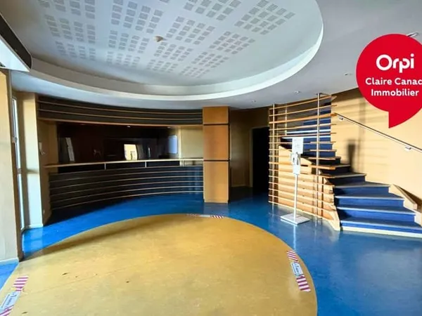 Bureaux 1061 m²