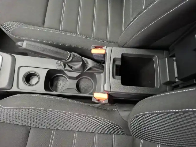 Dacia Duster tce 150 4x2 edc — photo 24