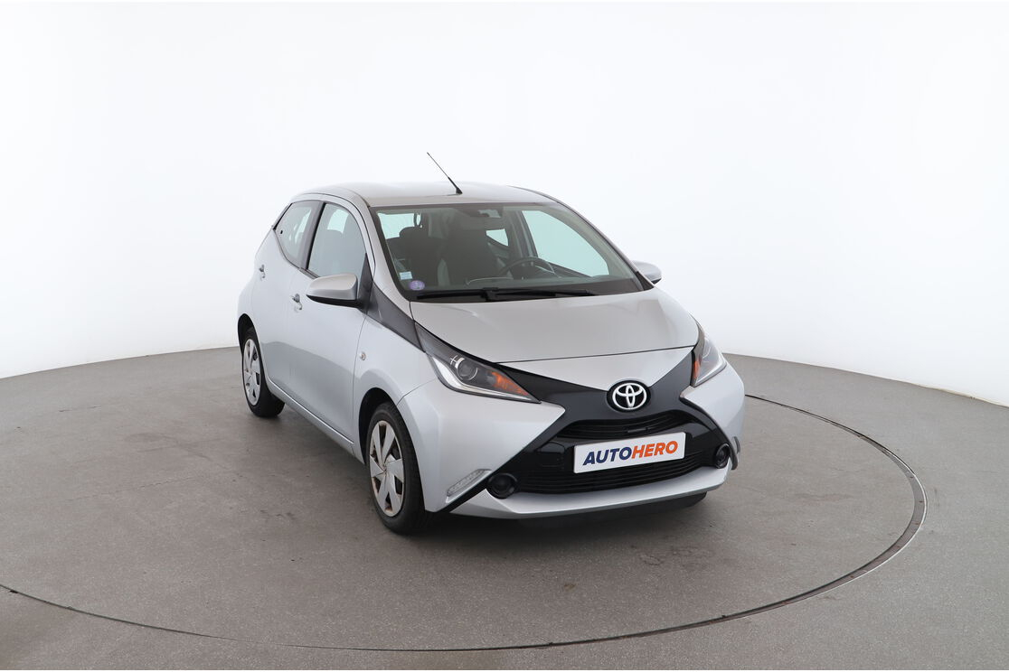 Toyota Aygo 1.0 VVT-i X-Play — photo 7