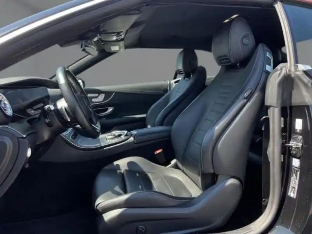 Mercedes Cla sse e 220 d amg line cabrio — photo 19