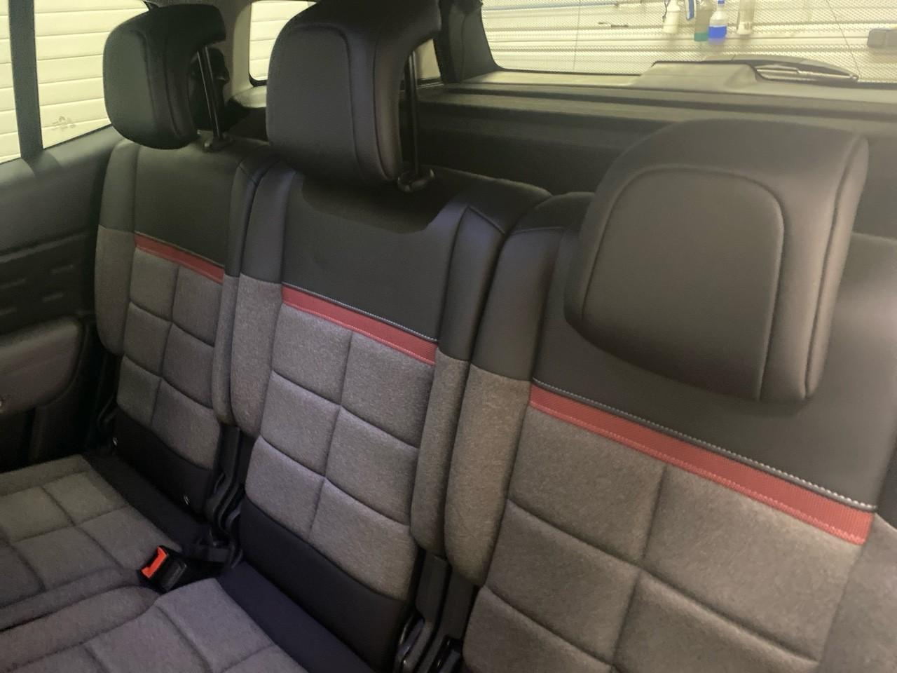Citroën C5 Aircross hybride rechargeable 225 s&s e-eat8 c-series — photo 13