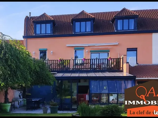 Maison 10 pièces 235 m²