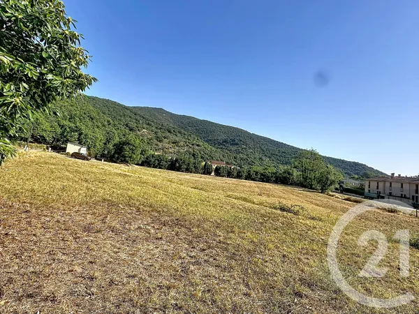Terrain 1501 m²