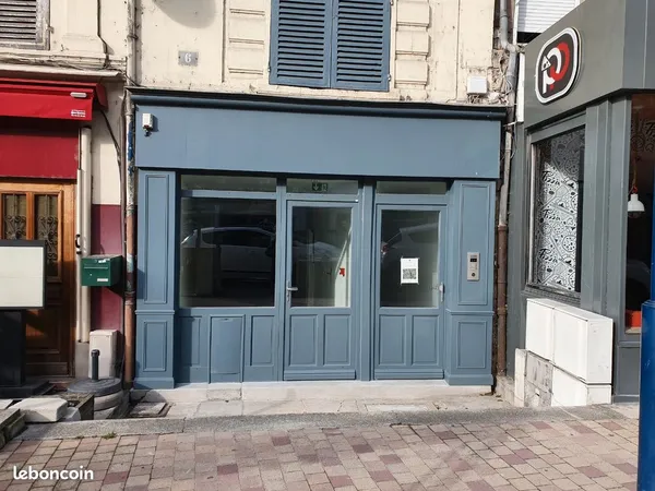 A louer local commercial plein centre Soissons