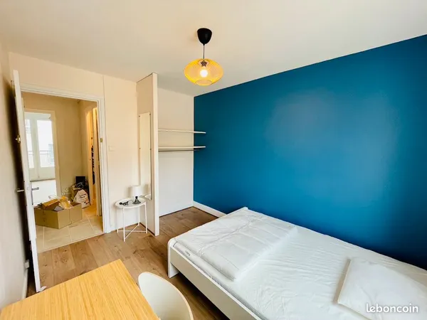 Chambre 4 pièces 53 m²