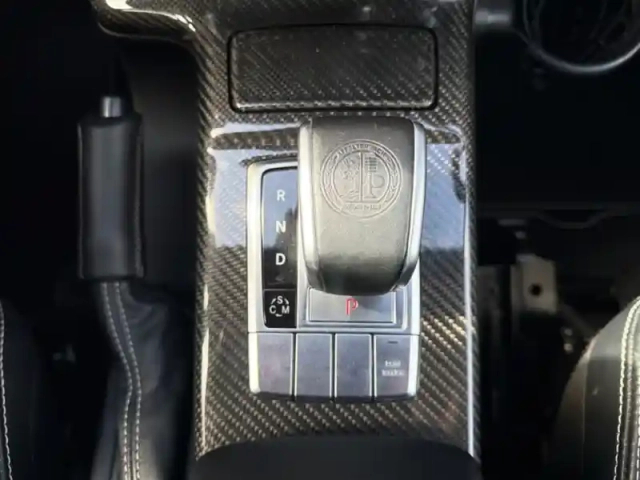 Mercedes Cla 63 amg — photo 17