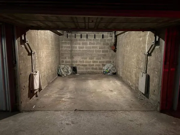 Parking 15 m²
