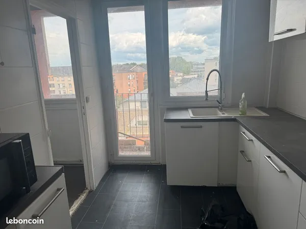 Appartement F4 90m² — Montereau-Fault-Yonne (77130)