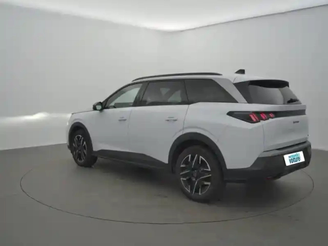 Peugeot 5008 hybrid 136 e-dcs6 — photo 30