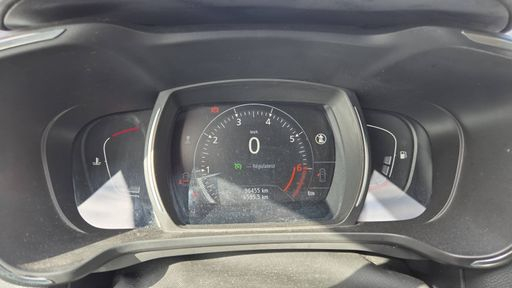 Renault Kadjar 1.2 TCe 130 Energy - Intens – 2016 – 96455 km – Essence – Boîte Manuelle — photo 13