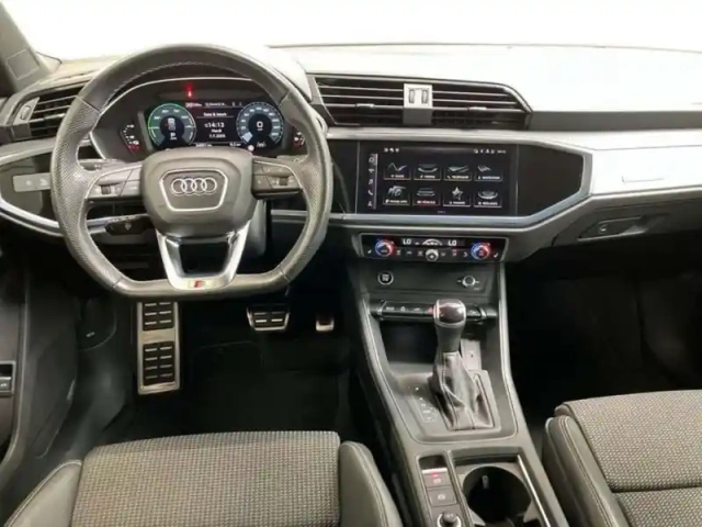 Audi Q3 45 tfsie 245 ch s tronic 6 s line — photo 8