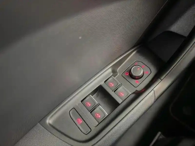 Audi A1 sportback 40 tfsi 207ch s line s tronic 7 — photo 14