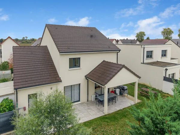 Maison 9 pièces 149 m²