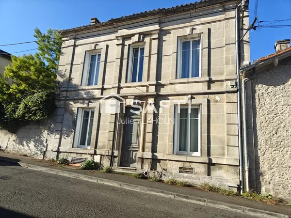 Maison de maître - Élégance et caractère en coeur de ville