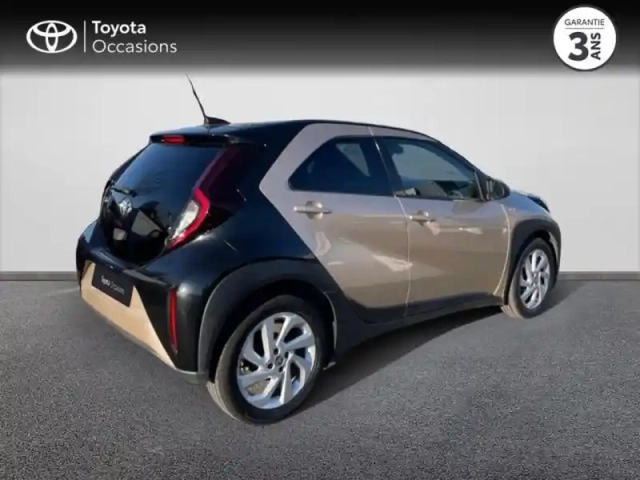 Toyota Aygo x 1.0 vvt-i 72ch design — photo 10