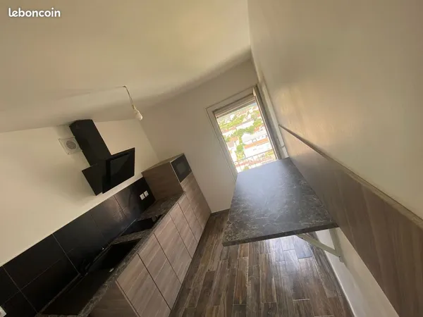 Appartement 5 pièces de 66 m² excellent investissement locatif