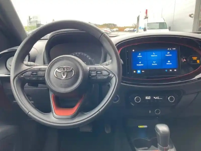 Toyota Aygo X 1.0 vvt-i 72ch collection s-cvt — photo 13