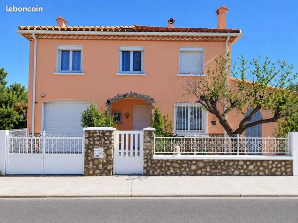 Argelès-sur-mer - 4 chambres - entièrement rénovée - jardin, jacuzzi - tout à pied
