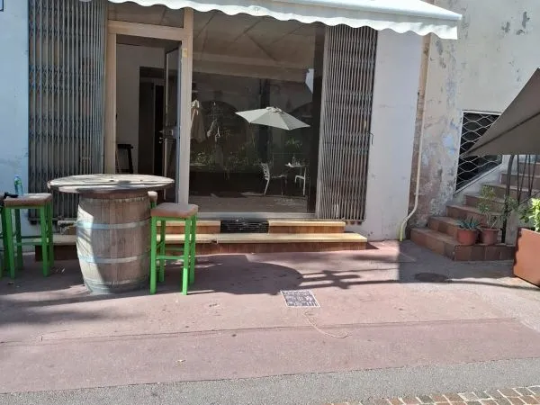 Vente local commercial libre