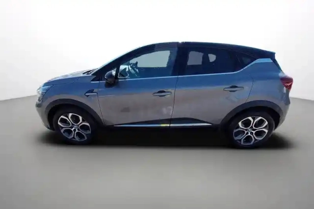 Renault Captur e-tech 145 - 21 — photo 3