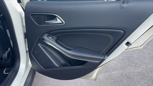 Mercedes Classe GLA 180 CDi 109 7G-DCT - Sensation – 2016 – 152947 km – Diesel – Boîte Automatique — photo 20