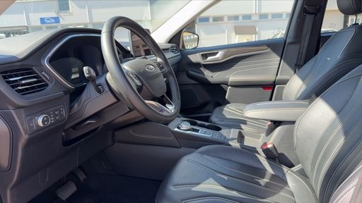 Ford Kuga 2.5 Duratec 190 Flexifuel Hybrid CVT - Vignale – 2023 – 29497 km – Autre – Boîte Automatique — photo 25