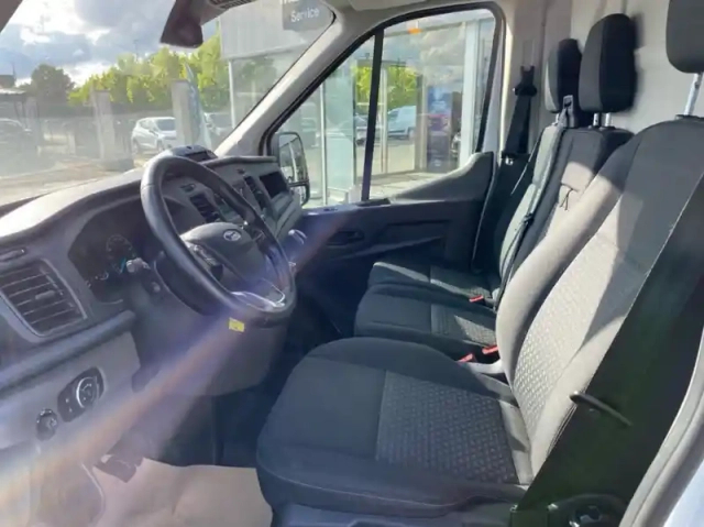 Ford Transit fourgon fg t310 l2h2 2.0 ecoblue 130ch s&amp;s trend business — photo 10