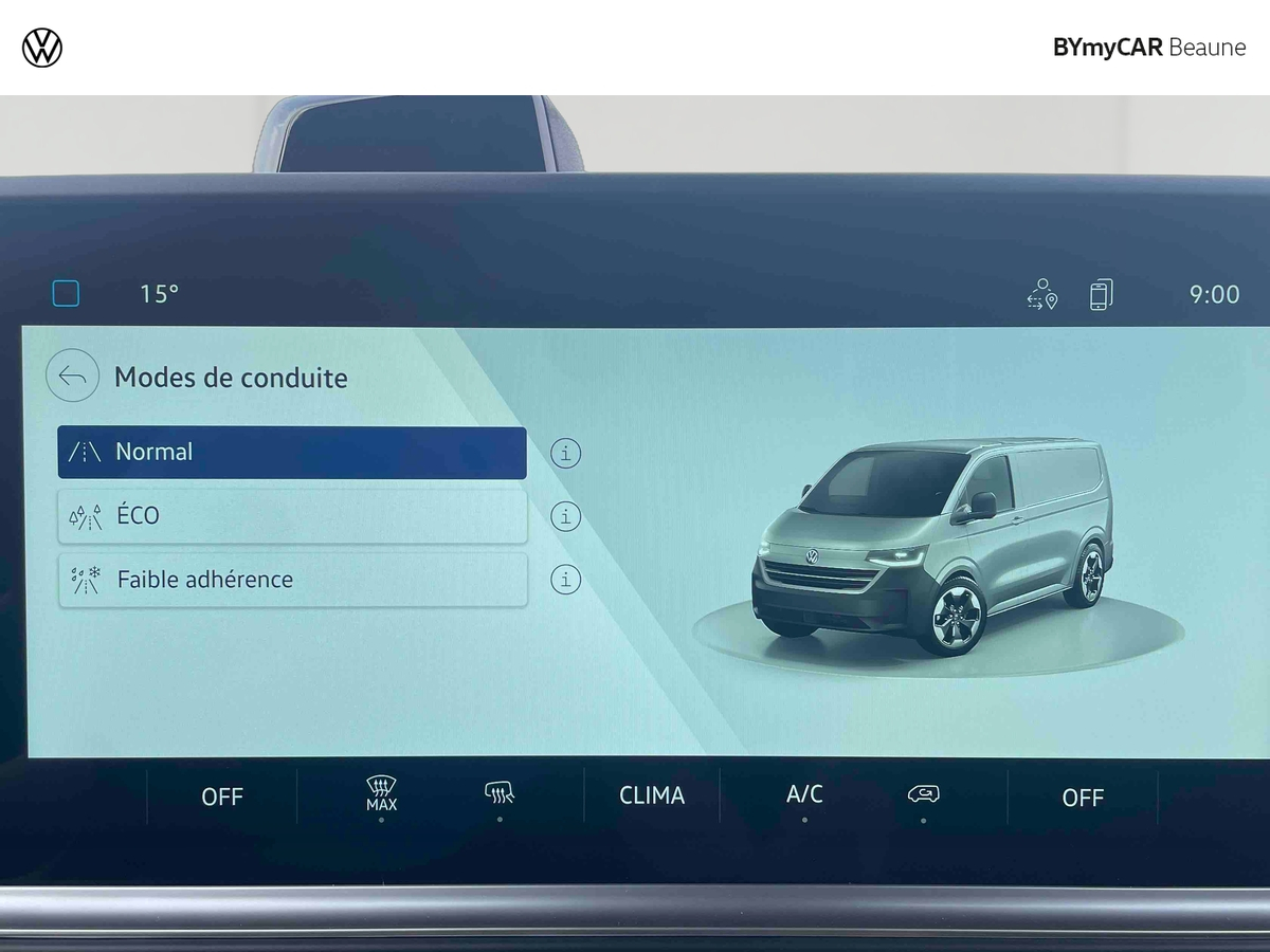 Volkswagen Utilitaires TRANSPORTER VAN L1H1 2.0 TDI 150 BVM6 — photo 24