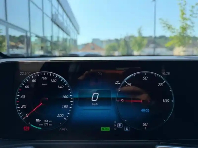 Mercedes Classe B eqb 250 progressive line — photo 36