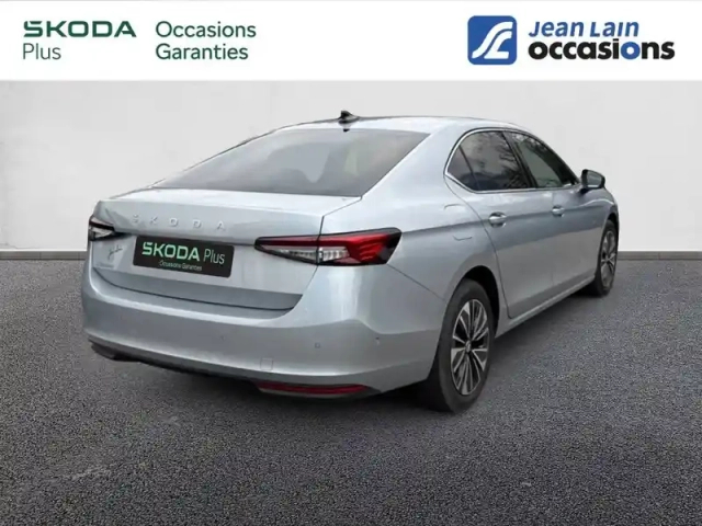 Skoda Superb berline 2.0 tdi 150 ch scr dsg7 — photo 42