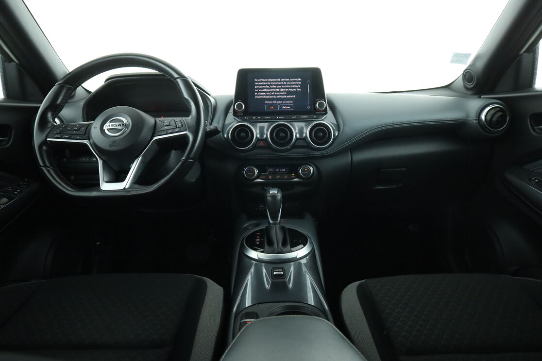 Nissan Juke 1.0 DIG-T N-Connecta DCT — photo 11