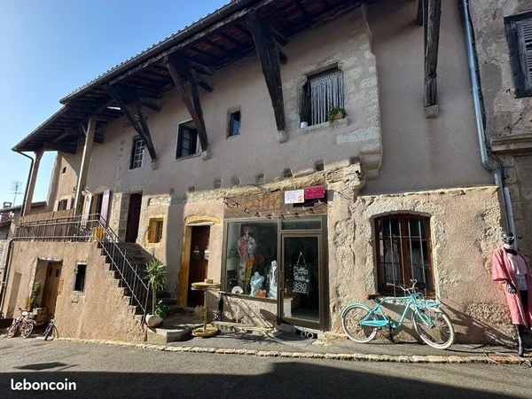 Maison de village
